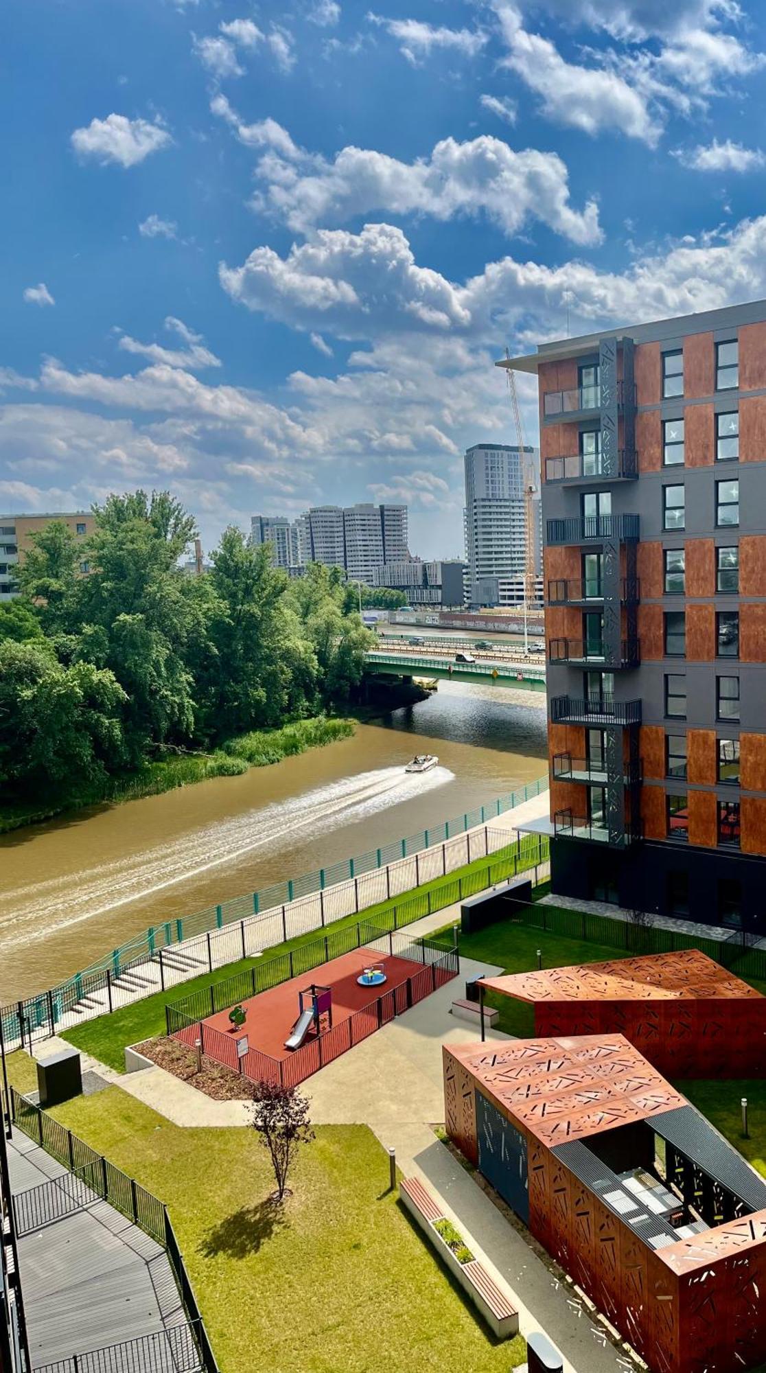Jesionowe Apartamenty Nad Odra, Stare Miasto, Sauna W Jednym, Klimatyzacja , Garaz Podziemny 0 Zl, Odra River , Old Town, New Building, Air Conditioning, Sauna-One, Underground Garage Free Wrocław Eksteriør billede