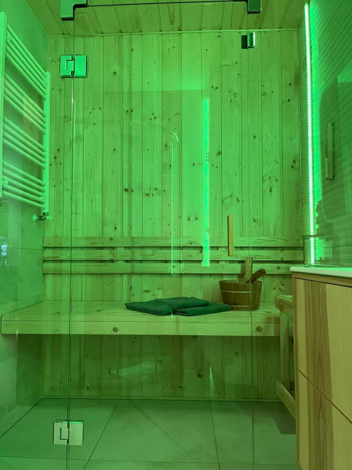 Jesionowe Apartamenty Nad Odra, Stare Miasto, Sauna W Jednym, Klimatyzacja , Garaz Podziemny 0 Zl, Odra River , Old Town, New Building, Air Conditioning, Sauna-One, Underground Garage Free Wrocław Eksteriør billede